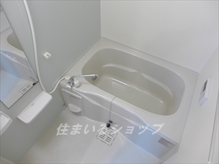 リバーサイド真倉　Ｇの浴室|追い焚き・浴室暖房乾燥機あり