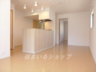 リバーサイド真倉　Ｇの居間・リビング|エアコン付き