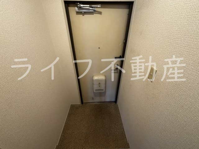 クリスタルアークの玄関|玄関です