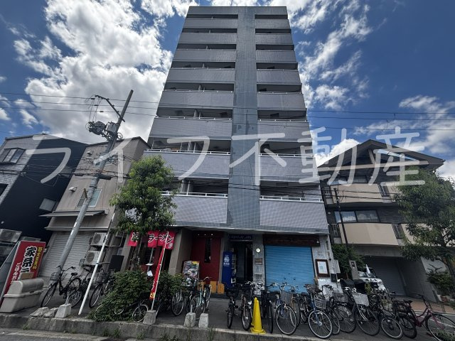 クリスタルアークの外観|外はこのようになっています