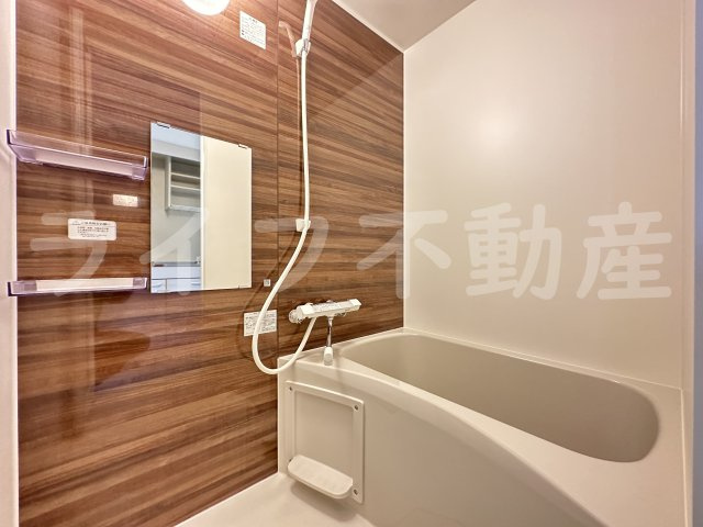 ベルハイム小阪の浴室|コンパクトで使いやすいお風呂です