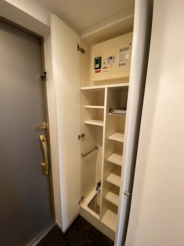 プラウドフラット三軒茶屋の収納