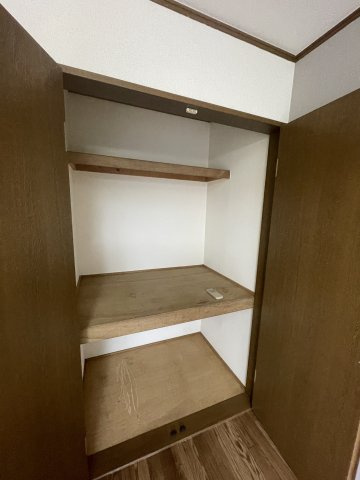 クレスト神田の収納