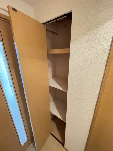 ネオジェラーモの収納