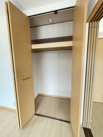 ネオジェラーモの収納