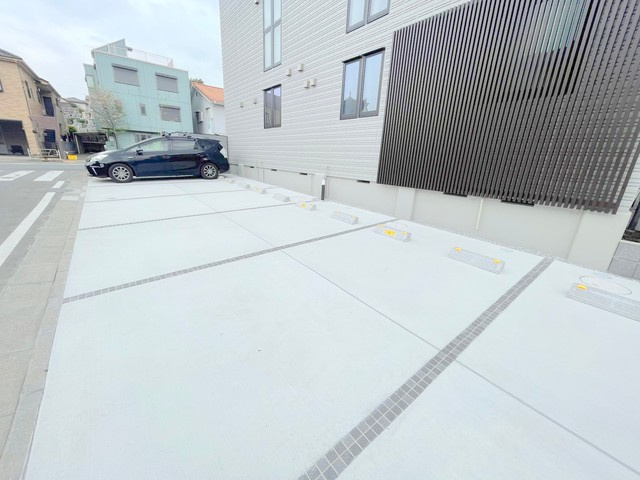 グランド　メゾンの駐車場