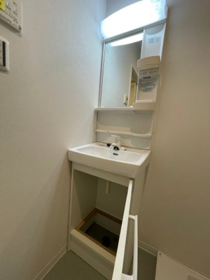 【洗面所】 | レーヴ茨木元町
