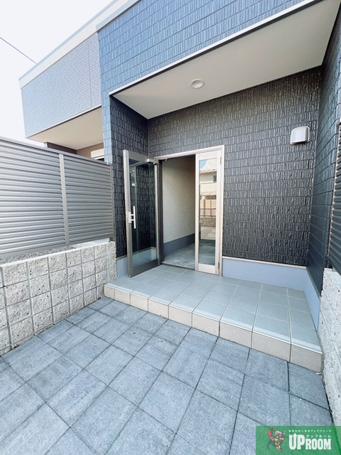 フォンターナ１０７（ｆｏｎｔａｎａ１０７）のエントランス