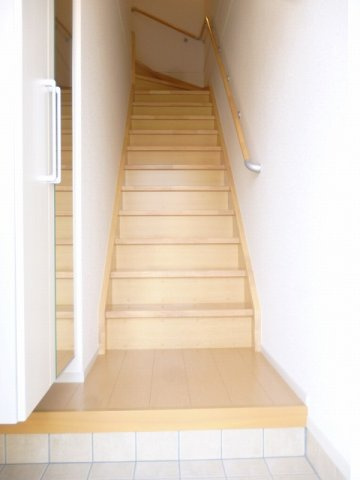 ラピス有松の玄関|落ち着いた玄関です