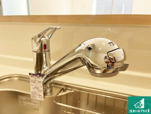 姫路市勝原区山戸　第4期　新築一戸建ての設備|浄水器を内蔵！炊飯時、お茶を作る時に安心してお水を使えます！お湯と冷水、浄水と原水、シャワーの切替えもワンタッチです！