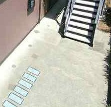 川崎市麻生区岡上３丁目のアパートのロビー