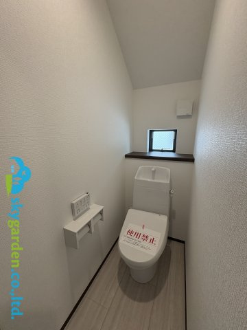 藤沢市湘南台６丁目　新築戸建　全２棟 B号棟のトイレ|２階のトイレ