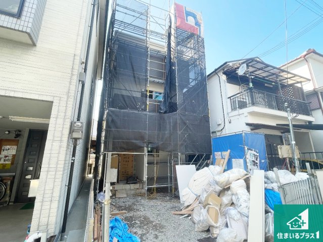 高槻市登町　第1期　新築一戸建ての外観|周辺は落ち着いた街並みの住宅地！子育てがしやすい住環境です！まだ未完成ですが、現地でしかわからない事もございます。是非一度ご覧ください。