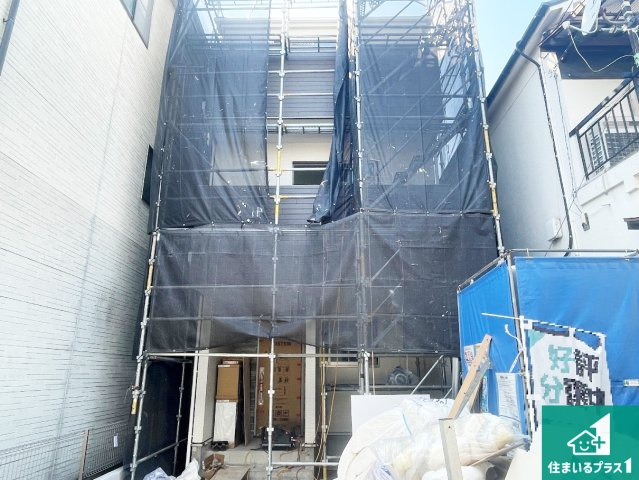 高槻市登町　第1期　新築一戸建ての外観|周辺は落ち着いた街並みの住宅地！子育てがしやすい住環境です！まだ未完成ですが、現地でしかわからない事もございます。是非一度ご覧ください。