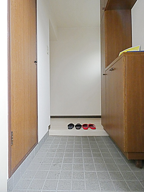 第３横吹小菅ビル　Ａ棟の玄関|シンプルで使いやすい玄関です