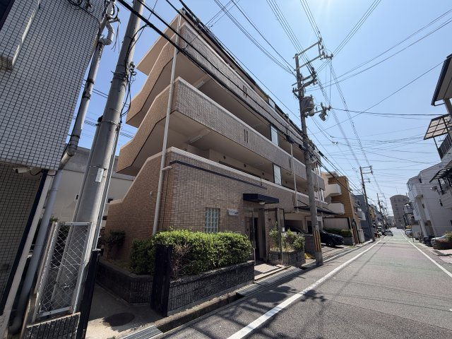 ルブニール西郷の外観