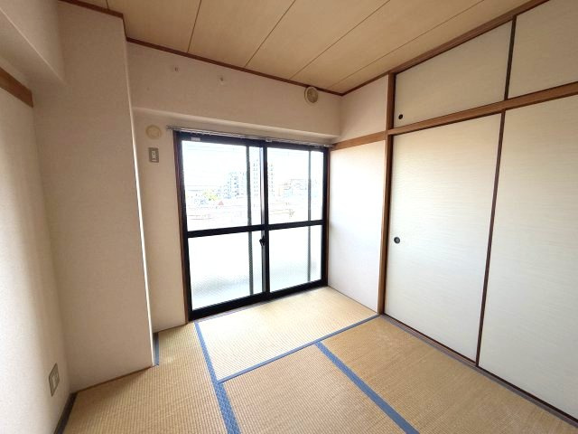 ルブニール西郷の和室