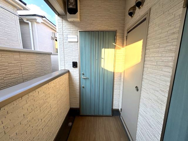アビタ青木パークサイドの玄関