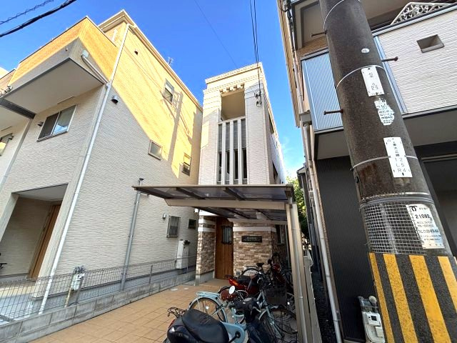アビタ青木パークサイドの外観