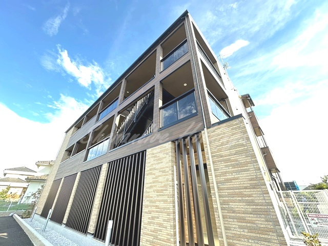 茅ヶ崎市松林３丁目のアパートの外観
