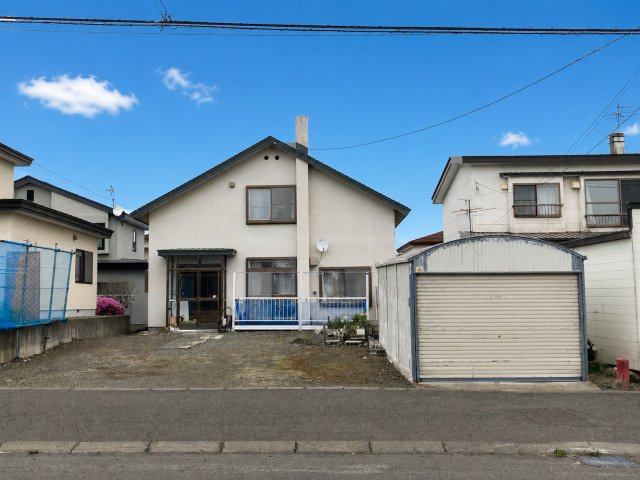 網走市つくしヶ丘2丁目4-16中古住宅