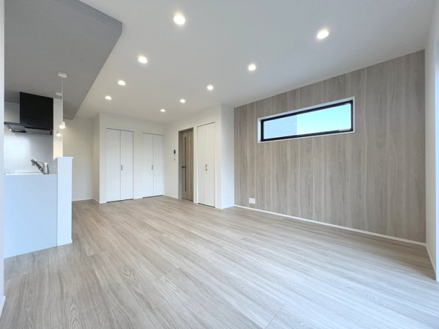 津市藤方《5号棟》の居間・リビング