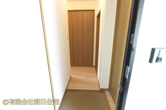 メゾンⅡの玄関