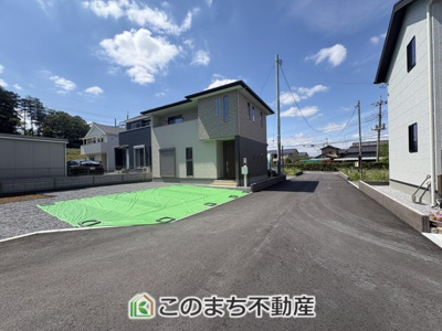 【前面道路含む現地写真】 | ワイウッドコート佐野市富岡町第7期　 | 前面道路6.3ｍ☆お車の出し入れもスムーズです☆