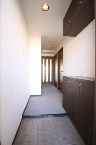 カルム学園緑が丘の玄関