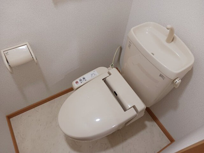 【トイレ】 | ブリーズヴィル | コンパクトで使いやすいトイレです