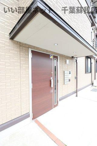 グランディールのエントランス|ゆとりのあるエントランスです