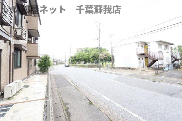 グランディールの周辺
