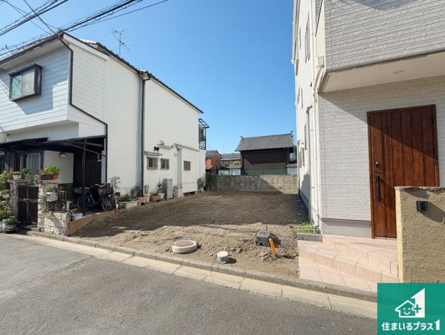 高槻市芝生町　第11期　新築一戸建ての外観|現在建築中！落ち着いた街並みで新生活を始めることが出来そう！周辺の物件も併せてご紹介させて頂きます！