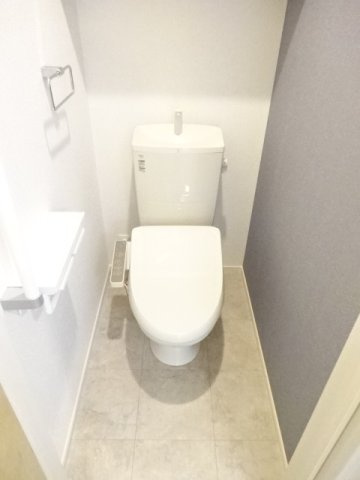 グランドソレイユＢのトイレ|シンプルで使いやすいトイレです