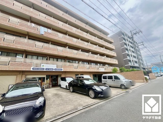 ライオンズマンション上鳥羽の外観