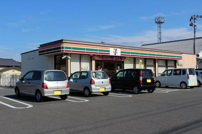 【周辺】 | モン　アンテリユール小式原Ｅ | セブン-イレブン伊万里六仙寺店まで270m