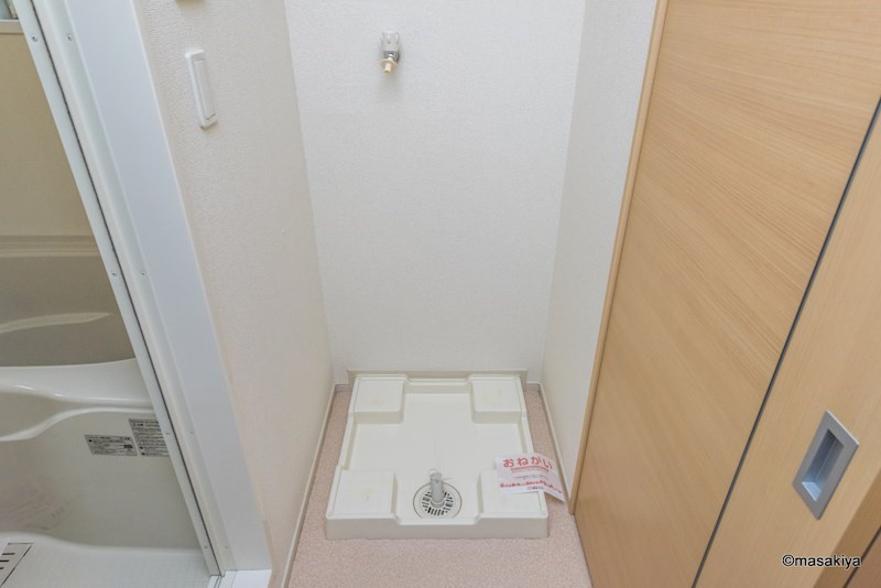 グレイス・ヒルの洗面所|室内洗濯機置き場