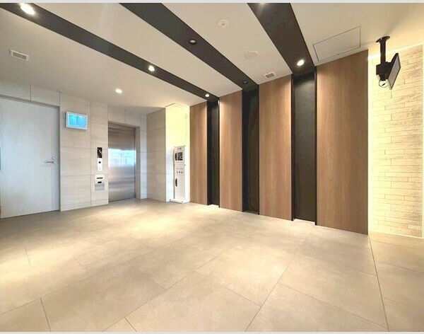 エスリード名古屋STATION NORTHのロビー