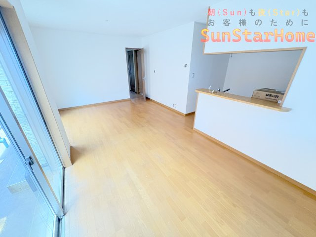 【サンスターホーム】青梅市新町7丁目　リフォーム中古戸建の居間・リビング