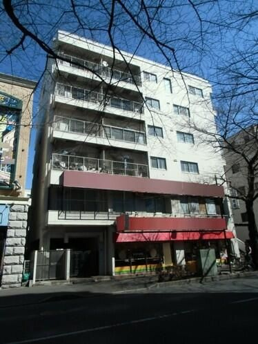 東村山市栄町２丁目の店舗一部の外観