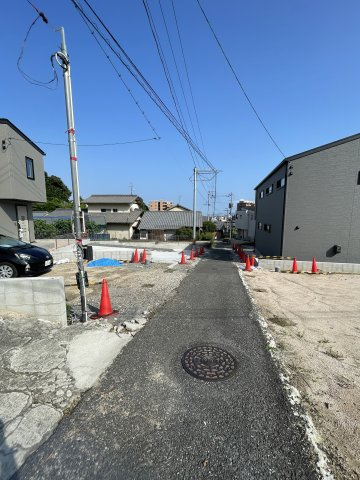 古江東町（A）　土地の前面道路含む現地写真|陽当り良好です。