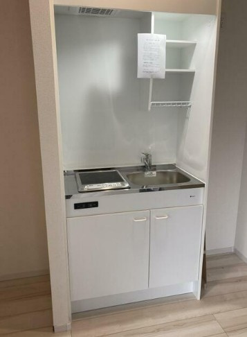 横浜市鶴見区生麦４丁目のアパートのキッチン