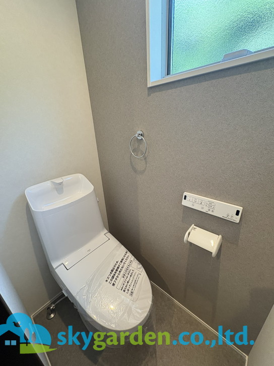 鎌倉市腰越５丁目　新築戸建　のトイレ|ゆったりとした空間のトイレです