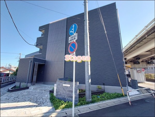 ホワイトオーキッド
