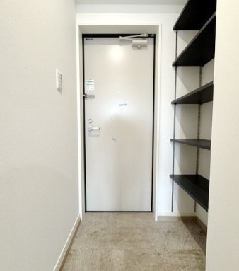 MELLAS西川口Ⅳの玄関|※同シリーズ別部屋参考写真となります