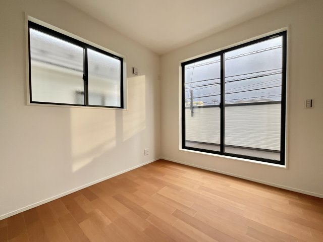 市川市大野町４丁目４２９２０①の洋室|建築施工例