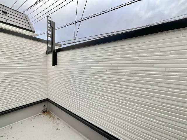 市川市大野町４丁目４２９２０①のバルコニー|建築施工例