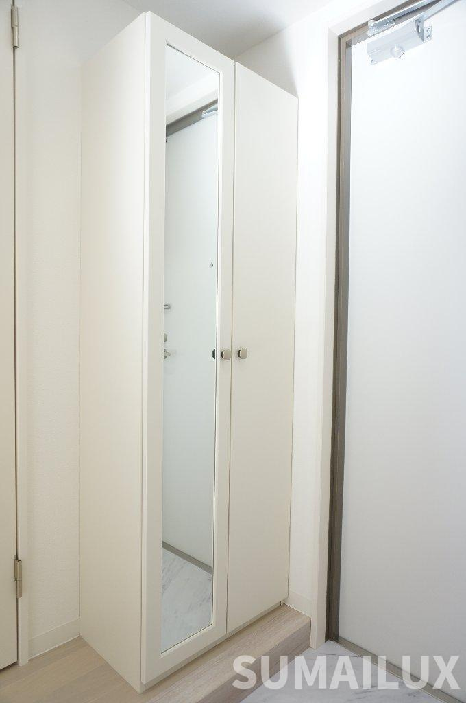 熊本市中央区新屋敷１丁目の賃貸マンションの玄関