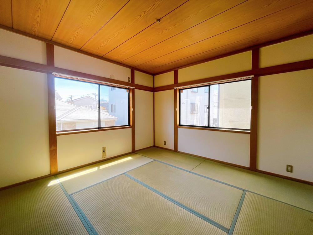 三箇２丁目　中古一戸建ての和室|和室8.0帖
■物件内覧・資金計画相談・住宅ローン相談、リフォーム相談、お問合せ受付中■
※当日・翌日のご内覧、ご相談はお電話でのお問合せがスムーズです！
