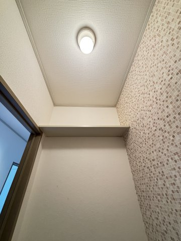 プリムローズⅢA棟の収納|イメージ101号室の写真